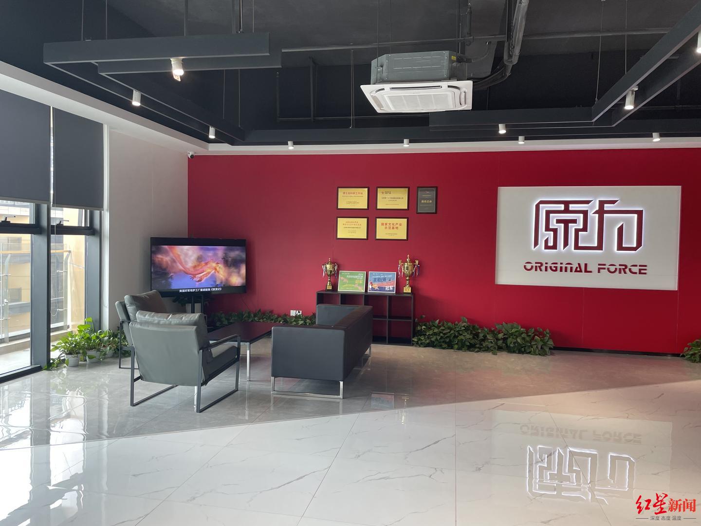 九游娱乐：中外数字青年代表走进广州看发展