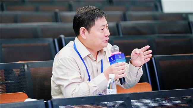 九游娱乐文化：百模论剑决赛第3日各地团队赴蓉参赛“人工智能+”智慧碰撞(图2)