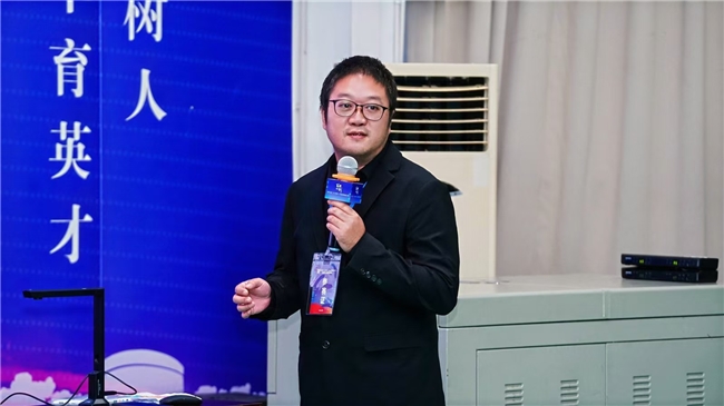 九游娱乐文化：百模论剑决赛第3日各地团队赴蓉参赛“人工智能+”智慧碰撞(图7)