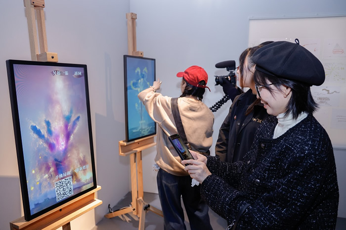 九游娱乐：美高梅主办蔡国强AI模型cAI™全球首次个展《c™：灵魂扫描》亮相妈阁塘片区(图4)