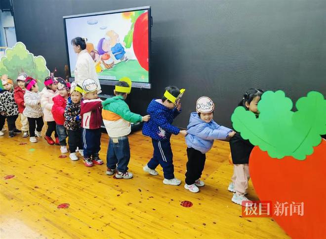 “同课异构”大比拼让幼儿在玩中求知