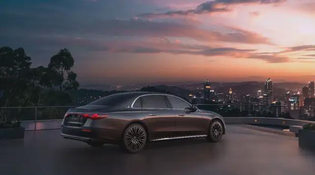 奔驰2024：豪华的内核被智能扩写