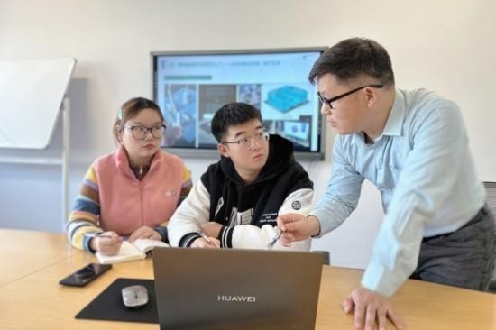 专业建设如何转型突围？这些教育实践给出西安欧亚学院答案！(图7)