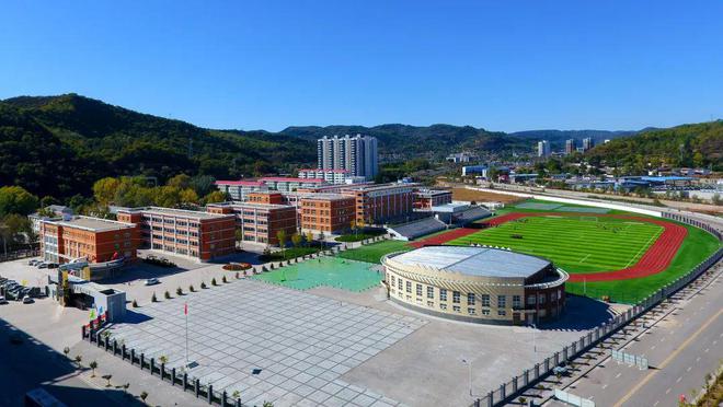 回眸2024风劲！帆满！黄陵教育锐意改革成果绘卷逐新程(图5)