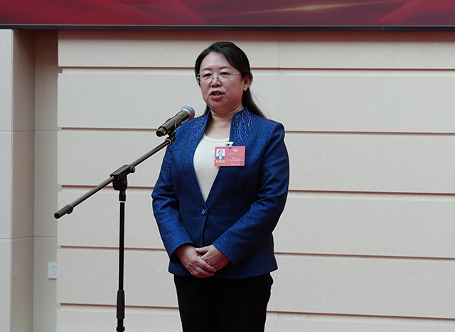 委员通道杨秀媛委员：数字化赋能教育更智慧