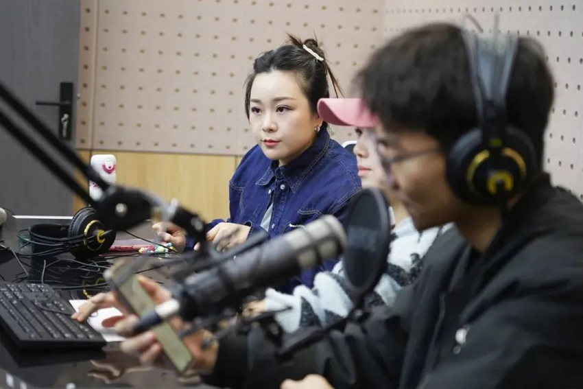 《哪吒2》票房破百亿打造中国动漫崛起神话(图2)