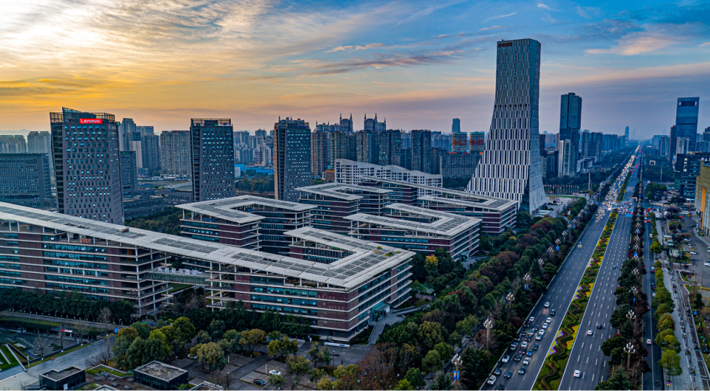 九游娱乐：破105亿！揭秘《哪吒2》诞生地的“流量密码”(图6)