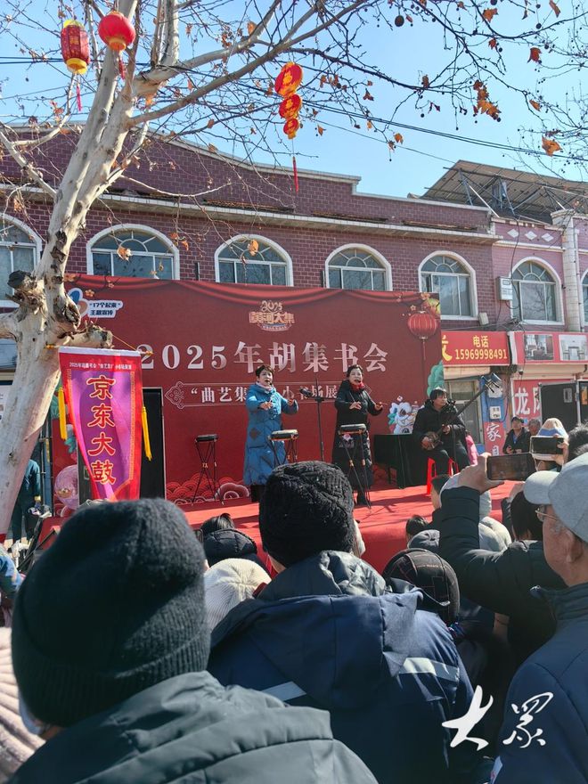 三农深度调查 人人刷手机的当下传统曲艺为何依然爆火乡村？(图4)
