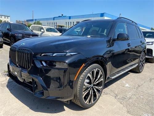 九游娱乐文化：2024款宝马X7进口版顶配天津港口最新售价优惠10万(图2)