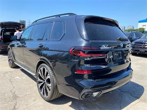 九游娱乐文化：2024款宝马X7进口版顶配天津港口最新售价优惠10万(图7)