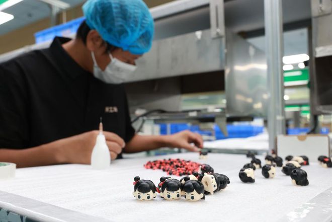 一吒难求！预售排到60天后广东制造正在“狂揽”全球二次元(图8)