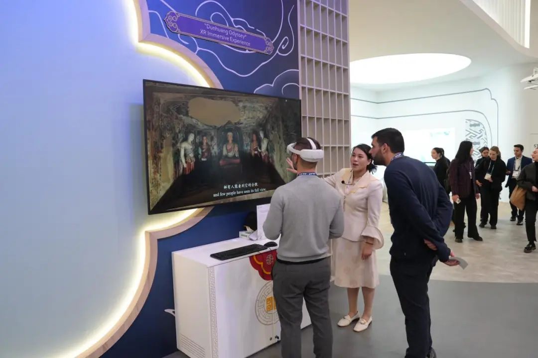 中国移动MWC25掠影：以东方智慧拓数智时代新空间(图7)