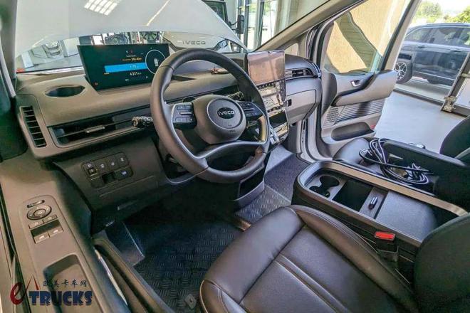 意大利+韩国混血胖头鱼外观依维柯eMoovy纯电动轻型商用车来袭实力几何?(图14)