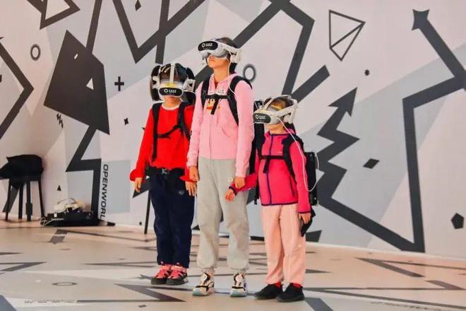 “掘金”VR大空间非易事！但宇宙猜想跑通了底层逻辑(图3)