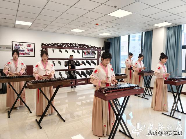 九游娱乐文化：中安宿说：一块石苍皴毓秀(图4)