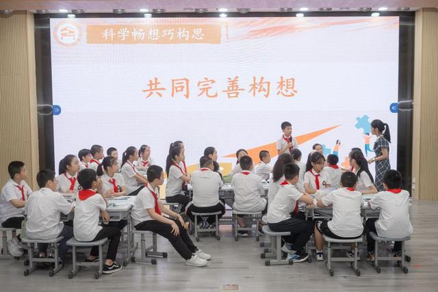 未来课堂走进现实！“鼓教通”百日实践揭开AI如何重塑下一代学习(图2)