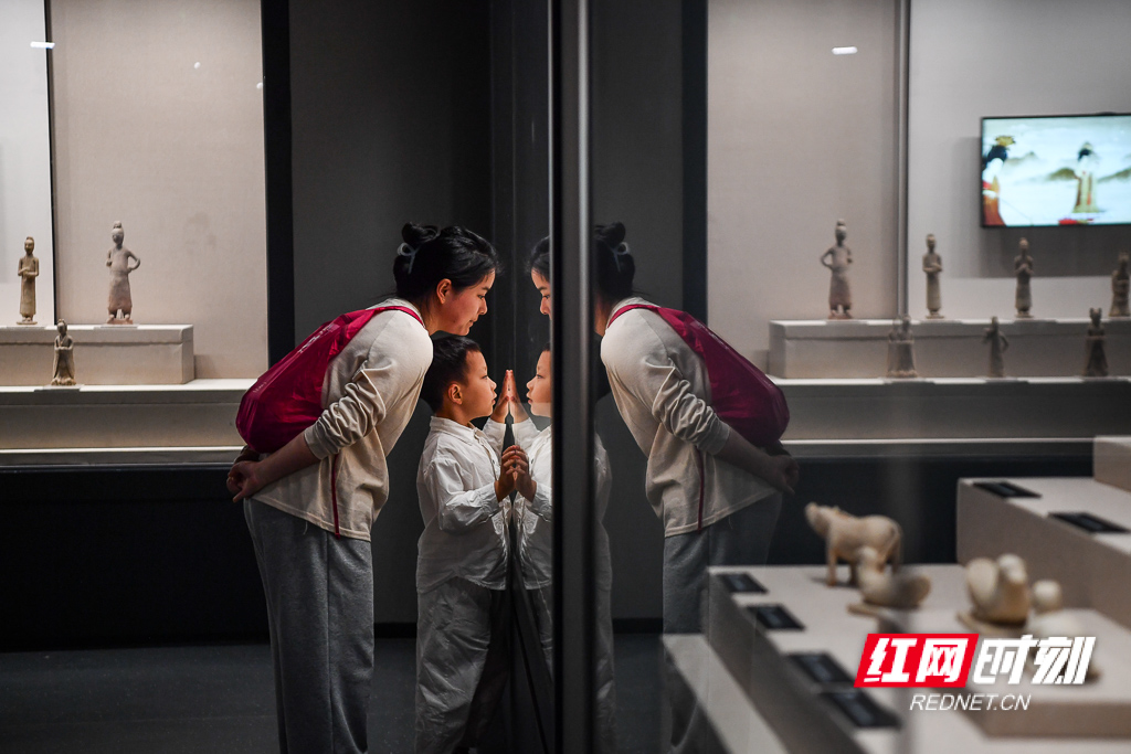 九游娱乐文化：观潮的螃蟹丨湖南文物为什么想“出差”(图4)