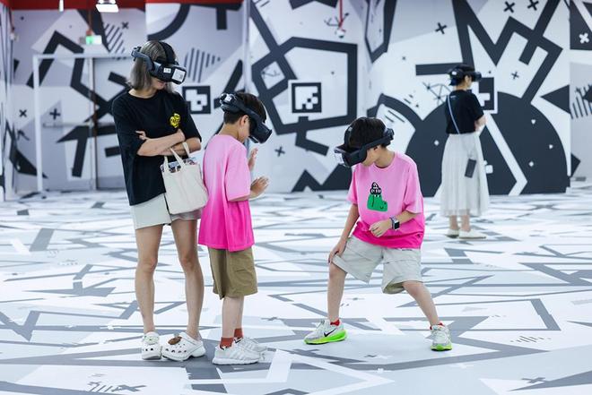 梧桐树下写代码、咖啡馆里聊技术这家民企如何从上海走向全球？(图4)