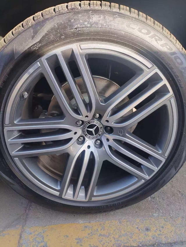 2024款奔驰GLS4506座AMG暗夜包港口最新车到店价格已出(图4)