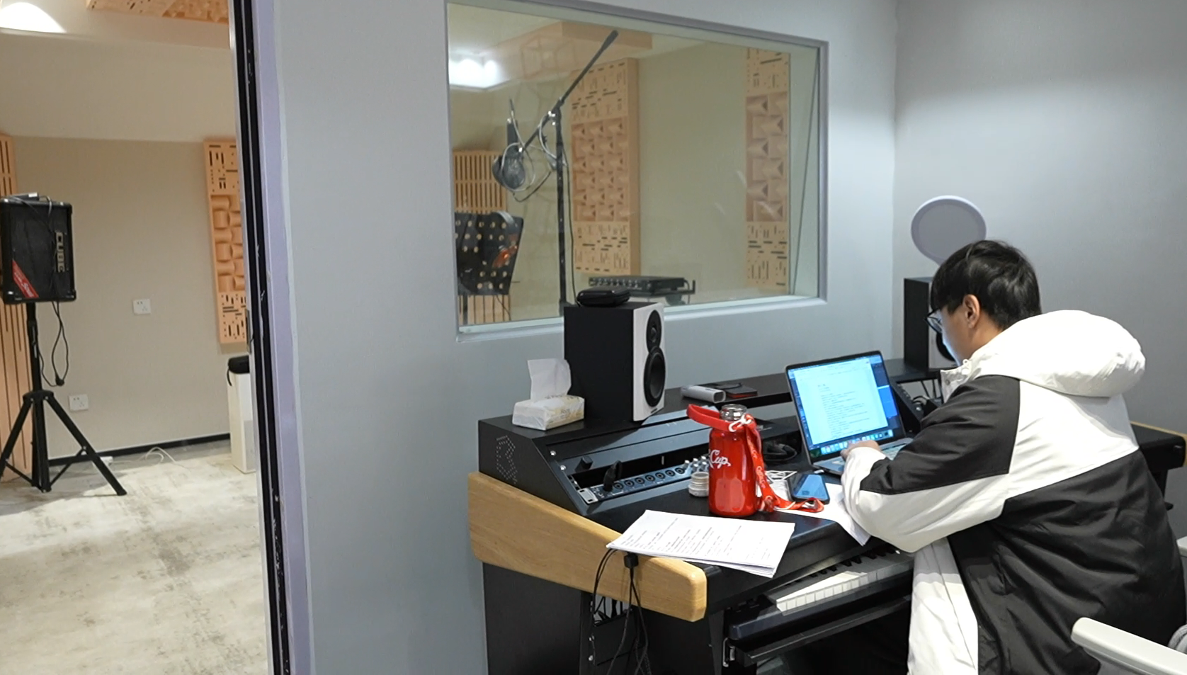 网聚泉城丨以AI重塑动漫生产济南企业打造“妖精宇宙”新IP(图3)