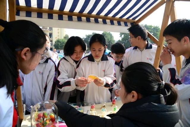 九游娱乐文化：榜样故事+情景演绎+互动体验！成都金堂“青春大讲堂”活动顺利举行(图7)