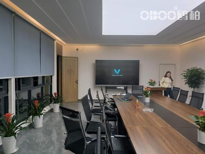 九游娱乐文化：OBOO鸥柏丨85寸多媒体国产化智慧纳米黑板培训会议互动工业科技(图2)