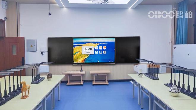 九游娱乐文化：OBOO鸥柏丨85寸多媒体国产化智慧纳米黑板培训会议互动工业科技(图3)